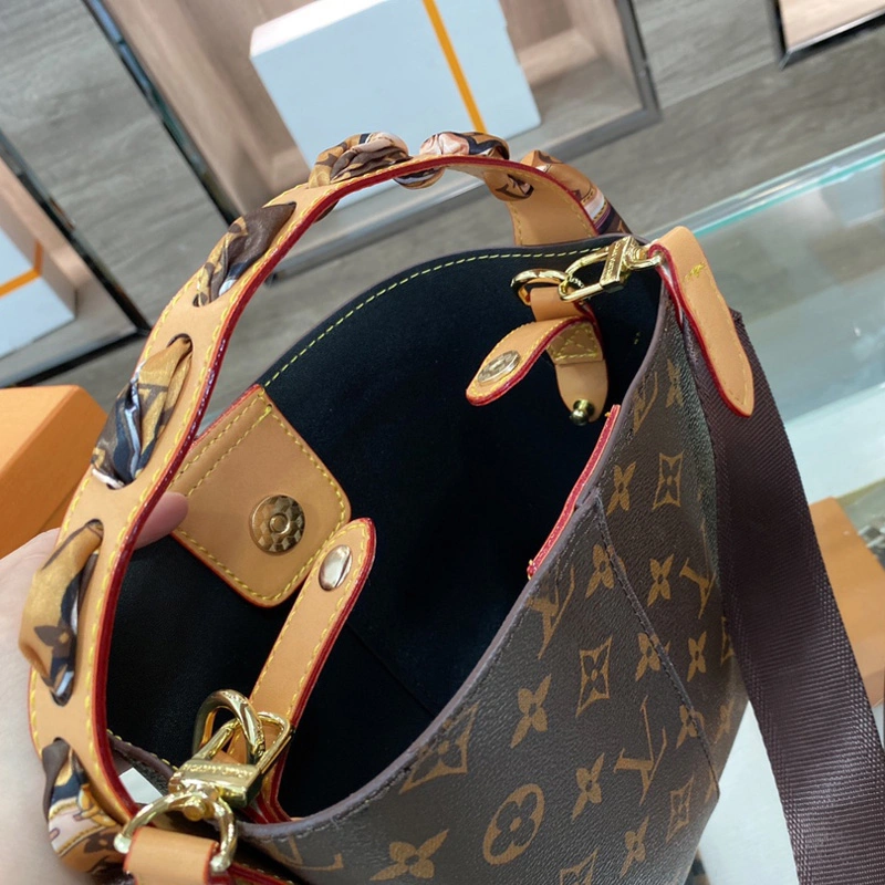 Guangzhou Travel Bag Real Leather Bucket Bag Shoulder Bag